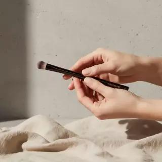 아워글래스 브러쉬 넘버3 올 오버 섀도우