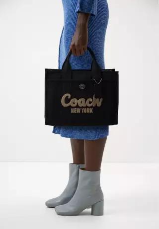 COACH 코치 카고 토트 - 핸드백 블랙 6258378