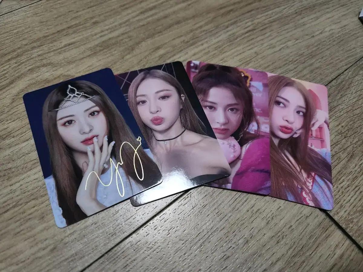 르세라핌 윤진일본MD포카 (4장일괄)