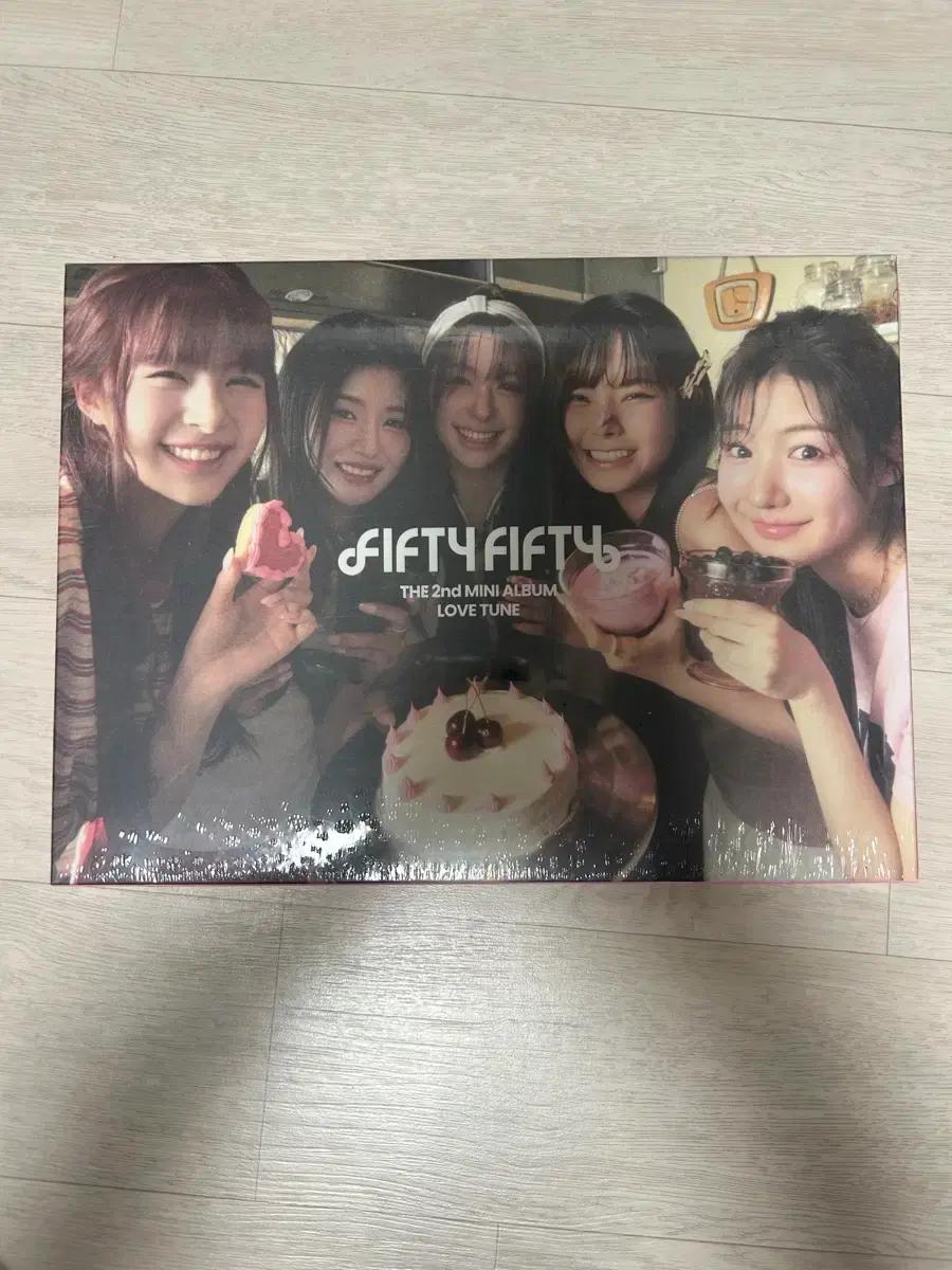 피프티피프티 미개봉 앨범