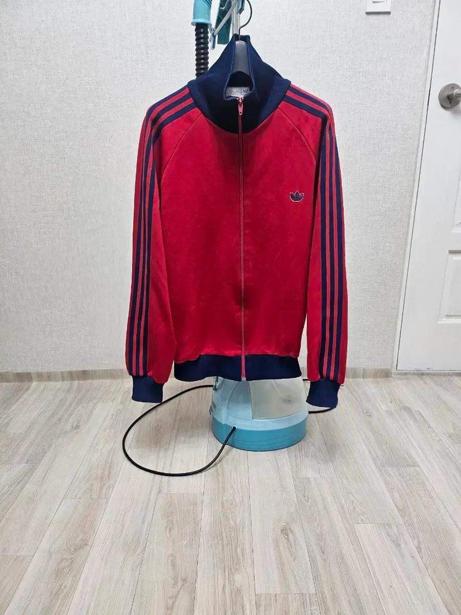 (100~105)L우주매물 아디다스 파이어버드 80's 서독제 트랙탑져지