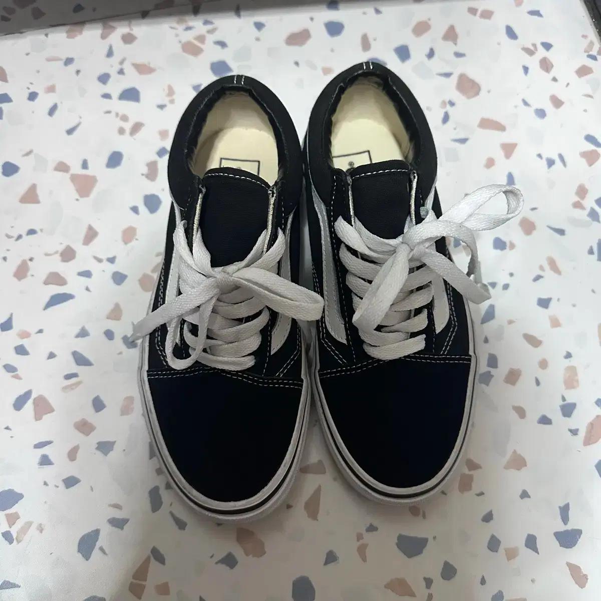 반스 올드스쿨 225