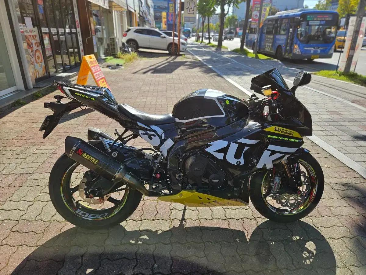 2010년식 GSXR1000 일본1만대엔진교체 전체 리스토어작업 이쁜차