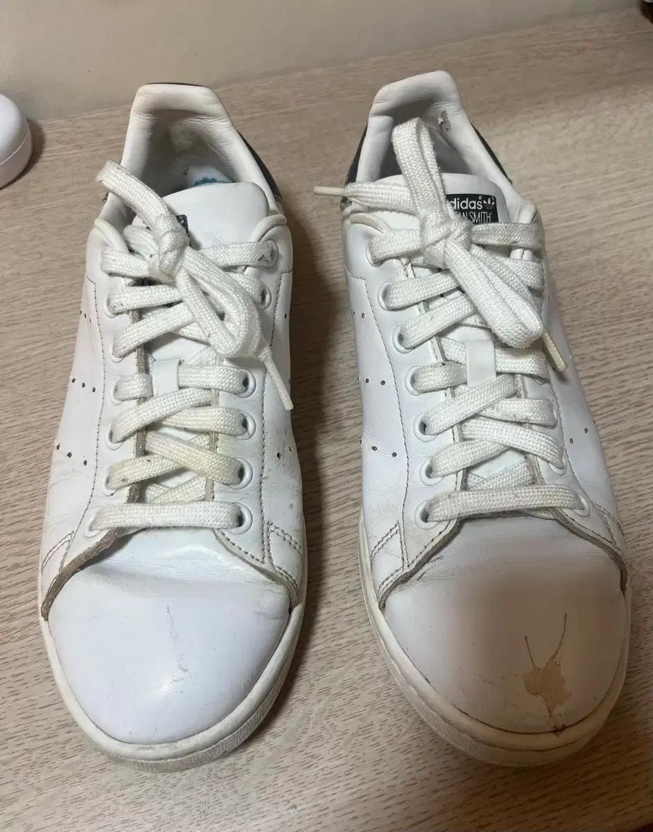 아디다스 스탠스미스 245