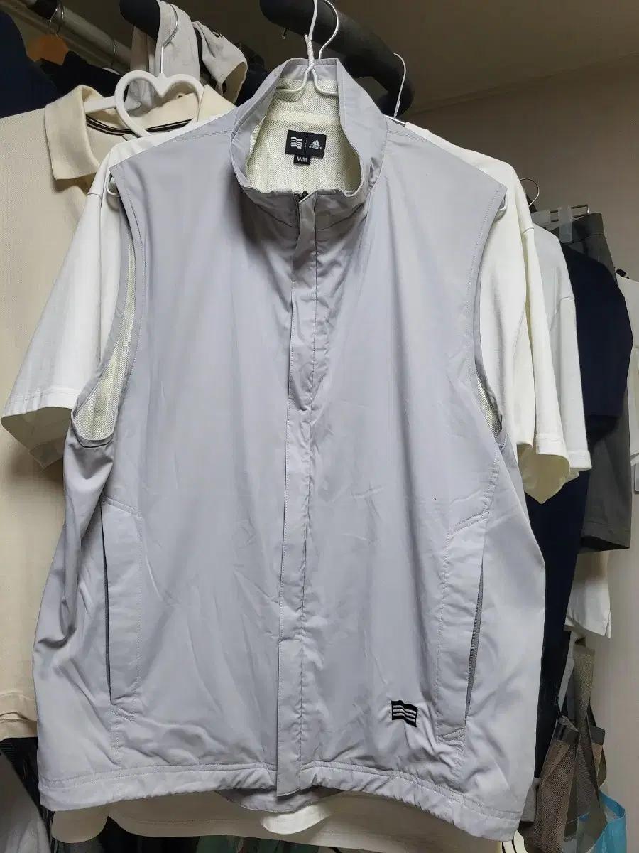 [ADIDAS] 아디다스 바람막이 베스트 M 사이즈