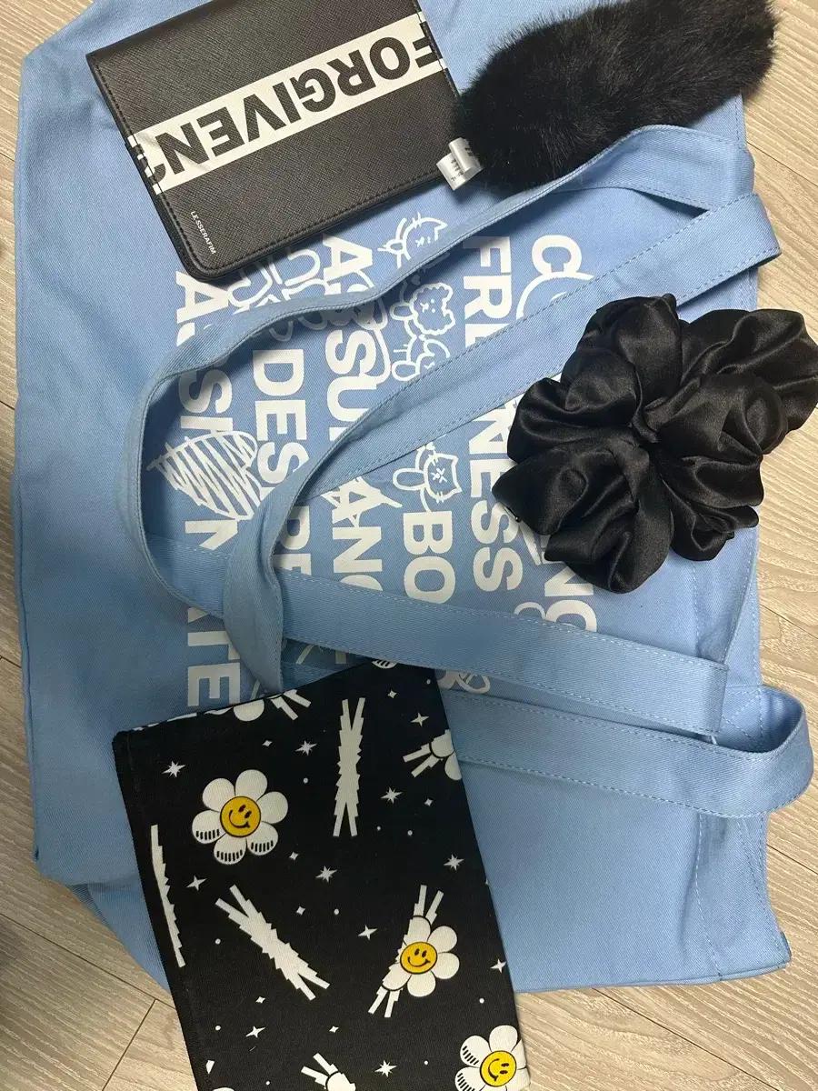 르세라핌 굿즈 팝업
