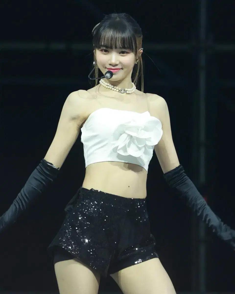 221008 르세라핌 채원 데이터 1546장 판매