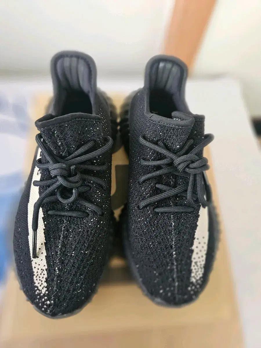 아디다스 이지부스트 350 V2 Onyx 오닉스(235)