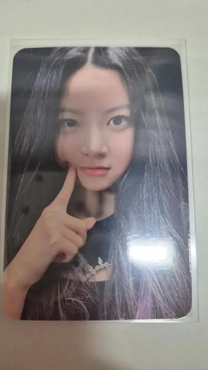 르세라핌 홍은채 피어리스 쇼피 특전 포카