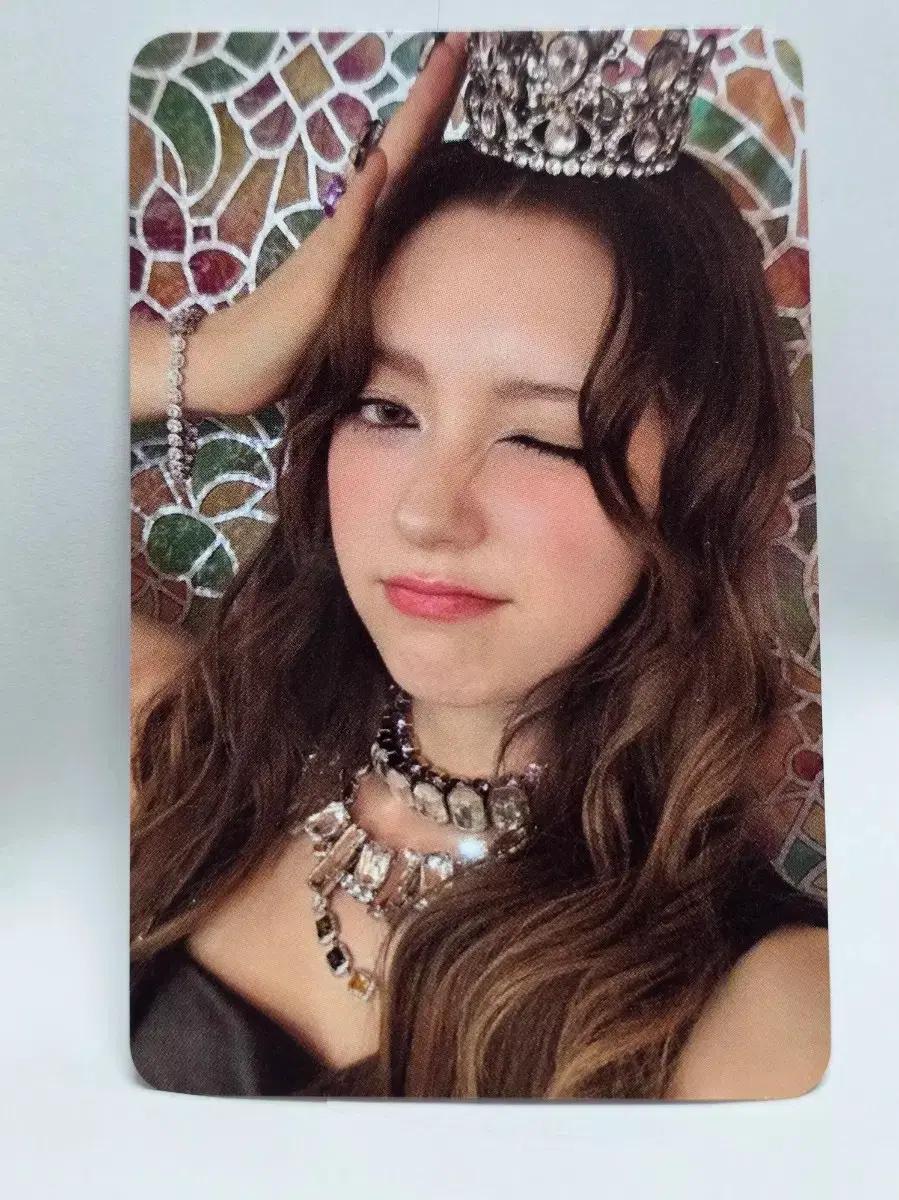 피프티피프티 문샤넬 공방포카
