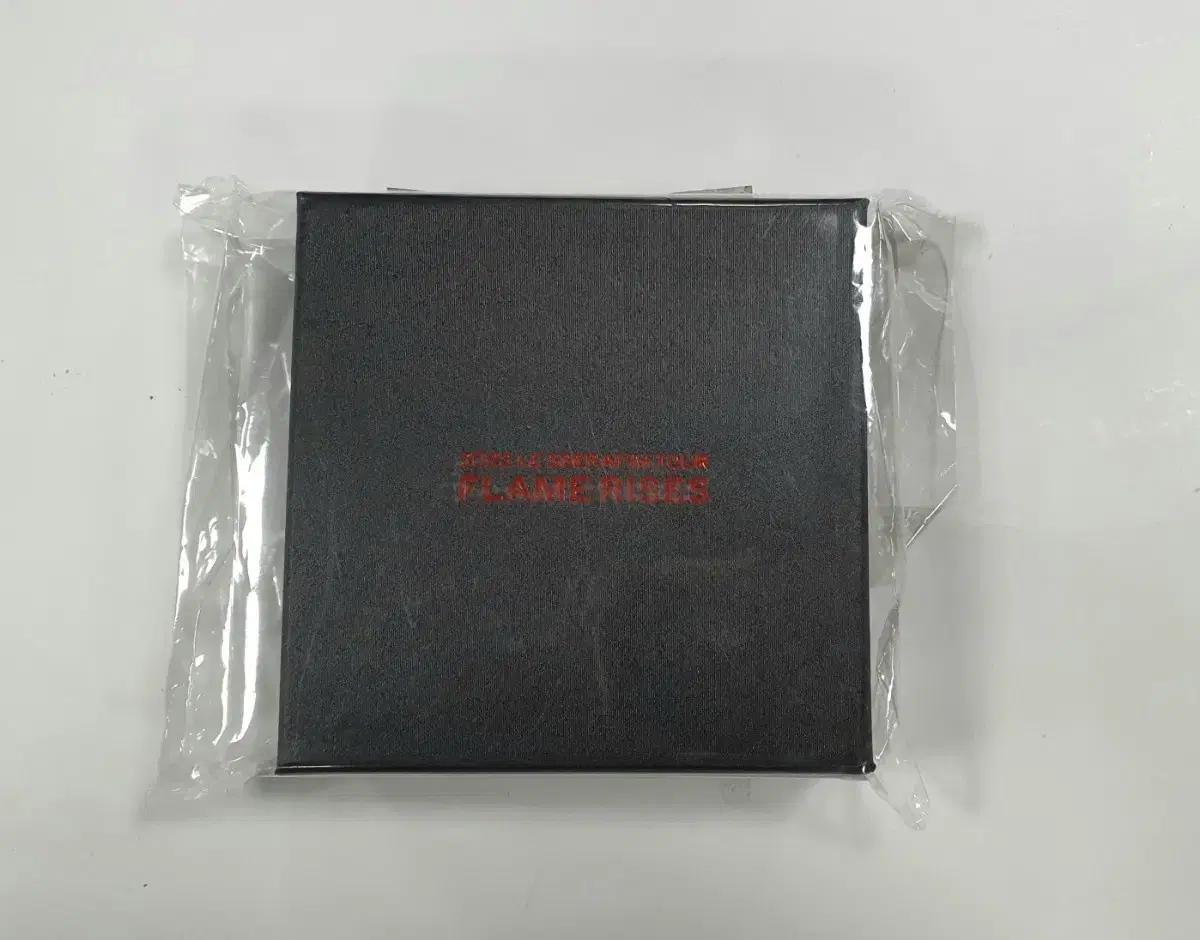 LE SSERAFIM 르세라핌 팔찌 BRACELET