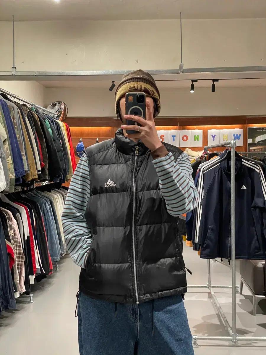 아디다스 패딩 조끼