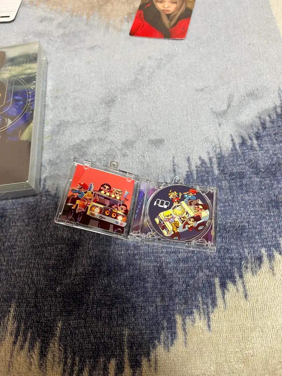 올데프 팝업 키링 CD 앨범 디자인 판매합니다