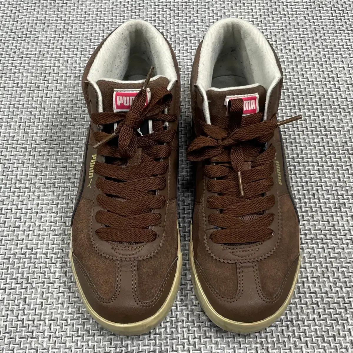 푸마 PUMA 남성 미드컷 스니커즈 브라운 250