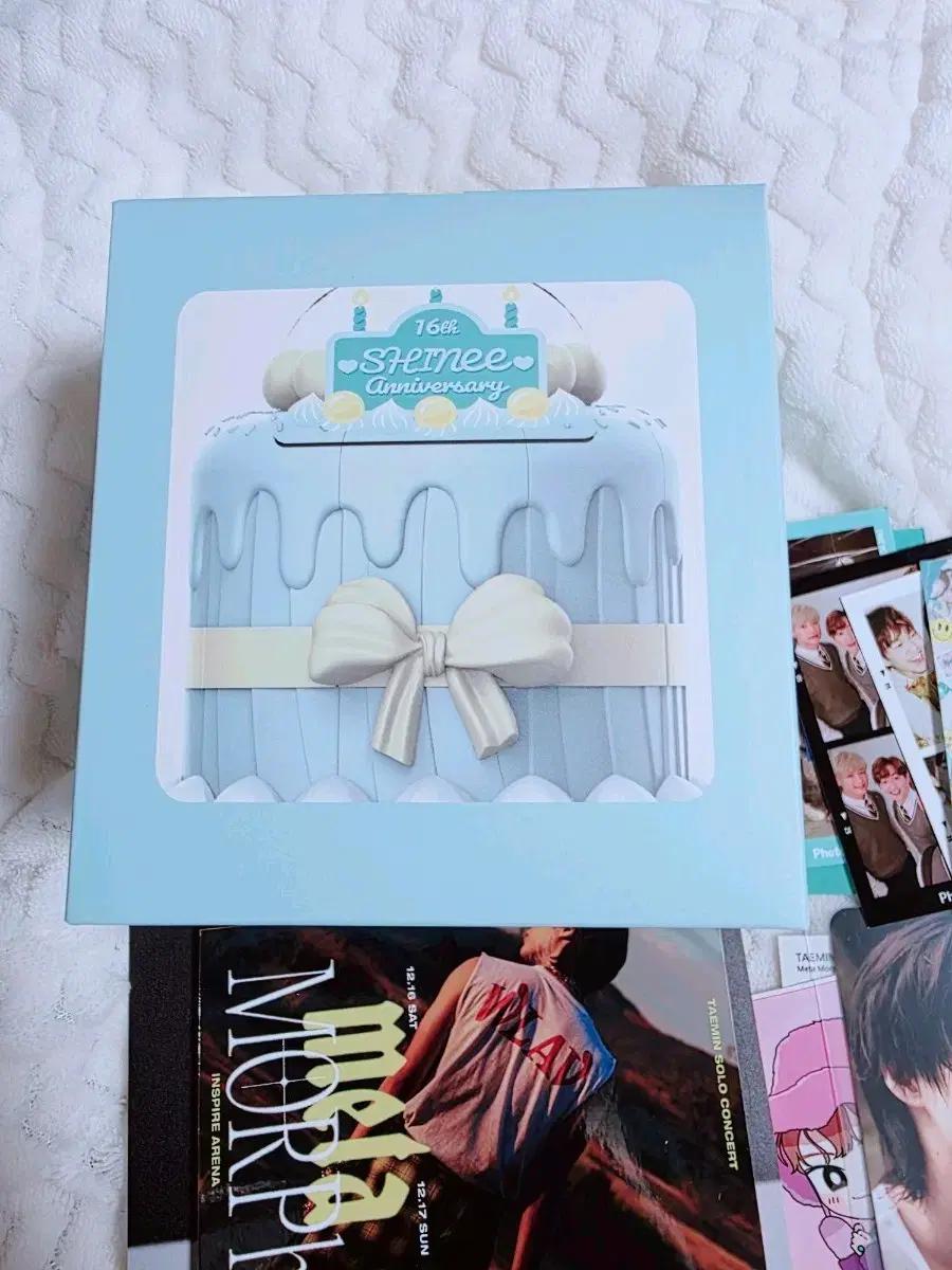 샤이니 16주년 Anniversary 케이크 박스