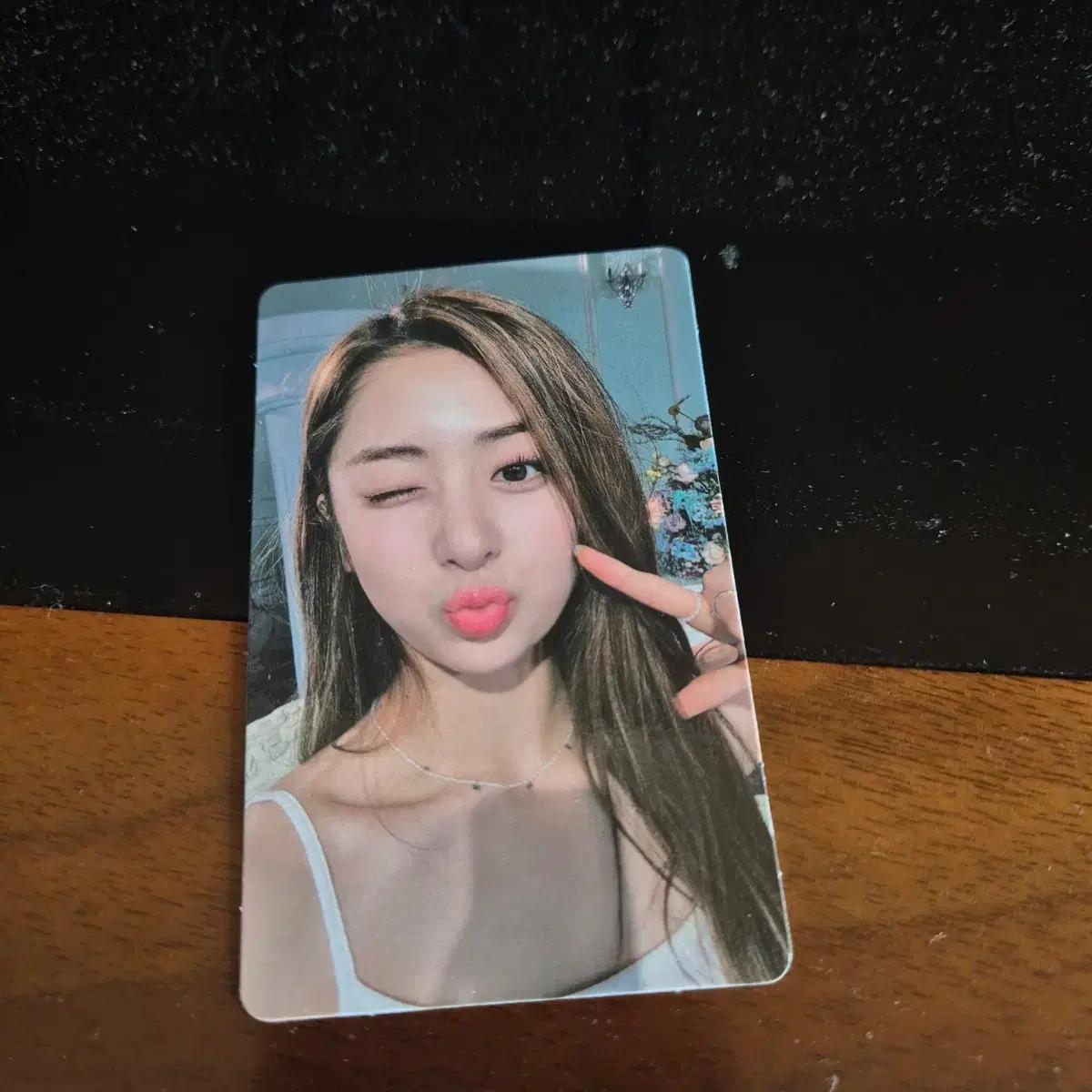 르세라핌 허윤진 포카