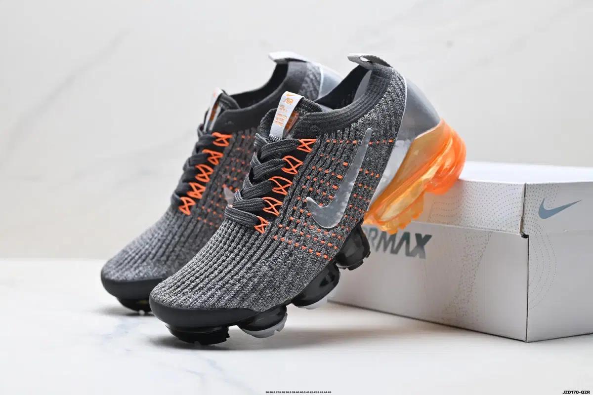 나이키  Air Vapormax Fly3트레이닝 슈즈 AJ6900-024