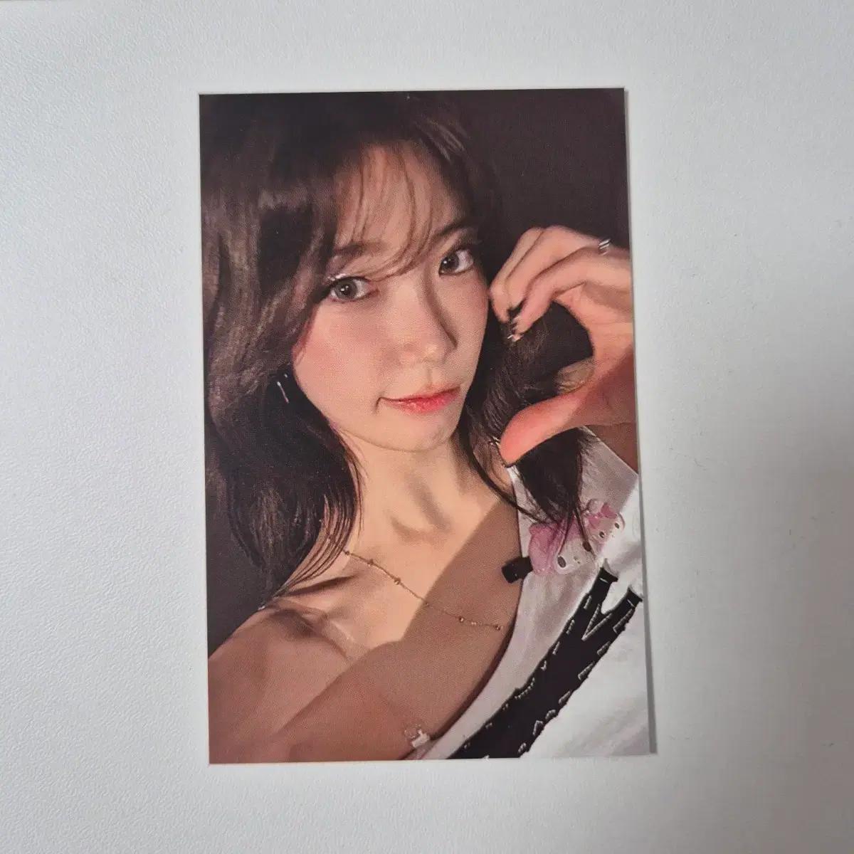 르세라핌 카즈하 서울 앙콘 피어나존 포카