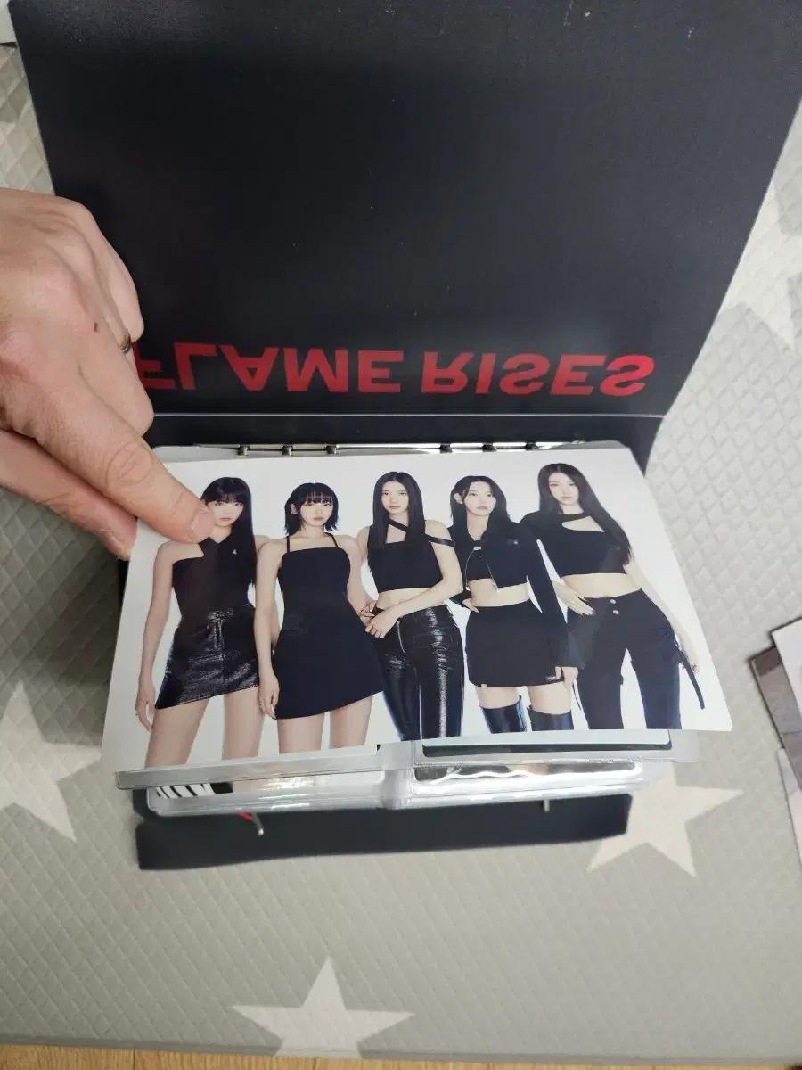 르세라핌 소장품 전부판매합니다.