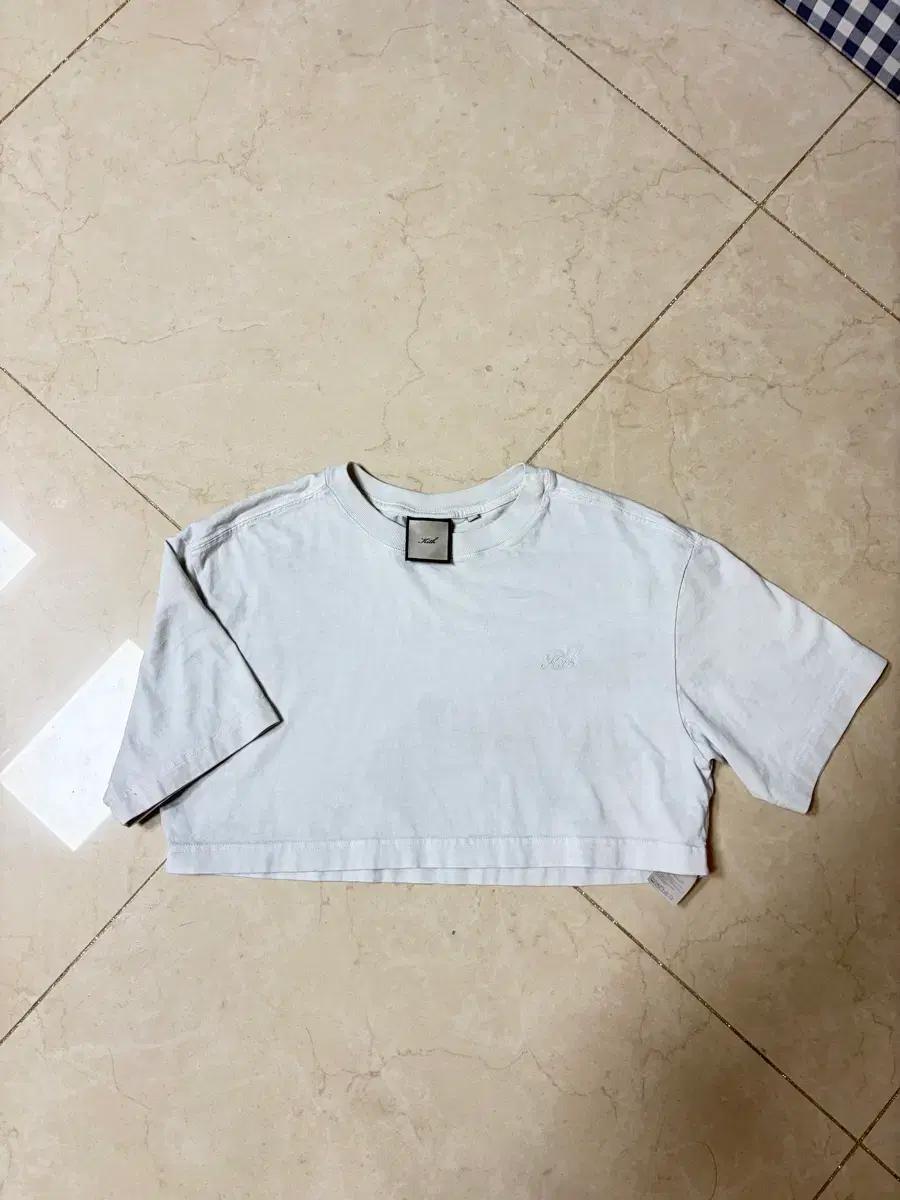 Kith 크롭 반팔 s