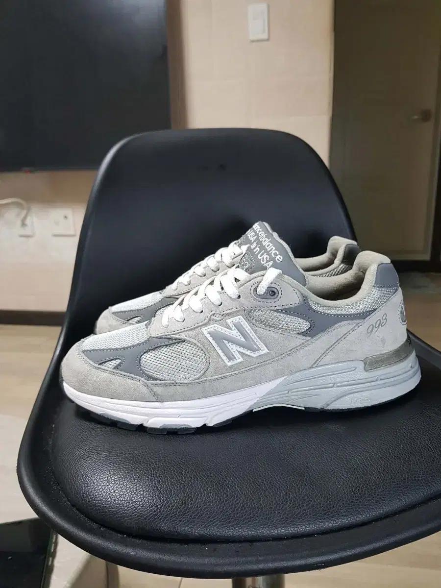 뉴발란스 993 그레이 운동화 255