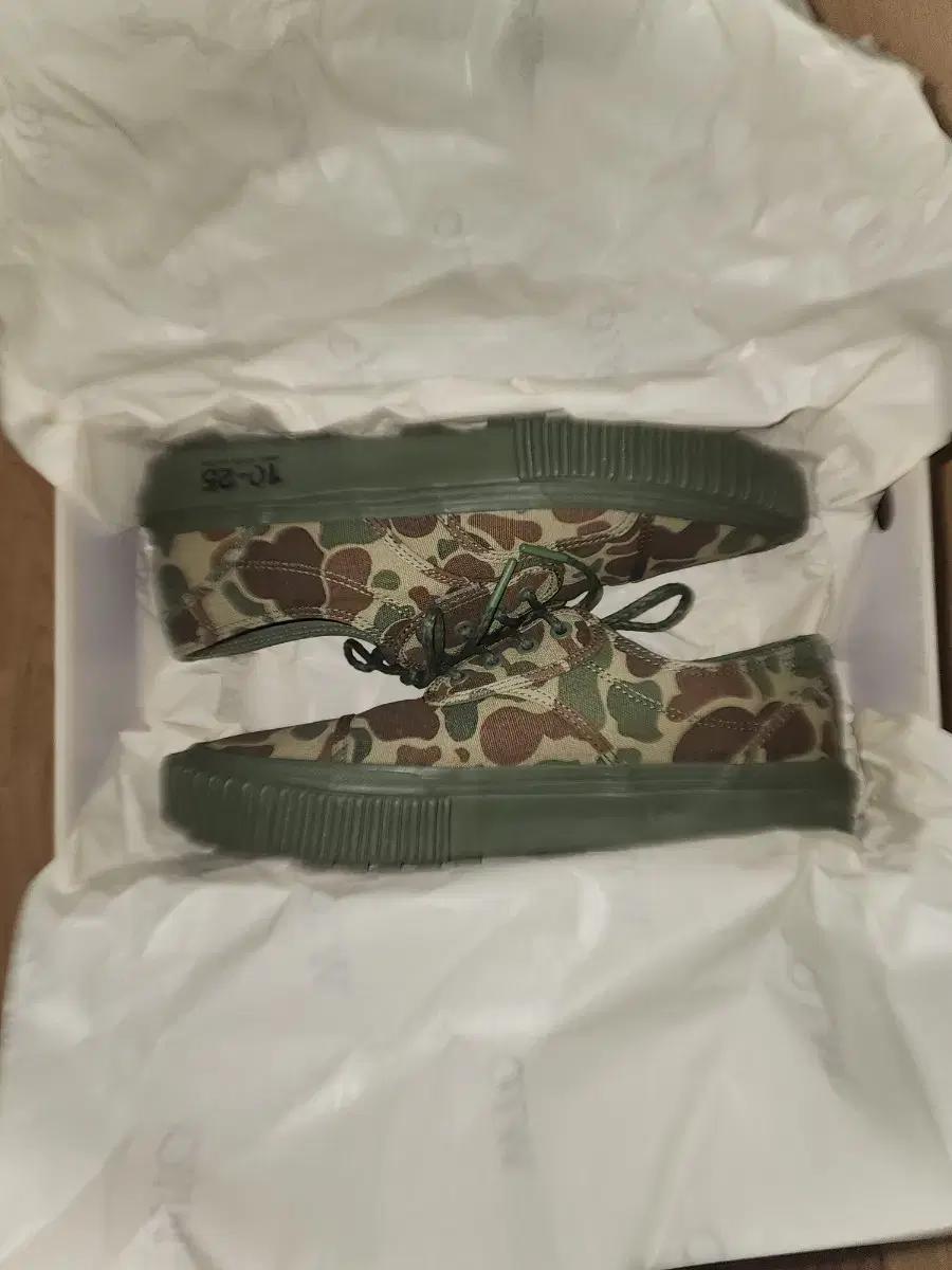 반스 oamc x wtaps 더카모