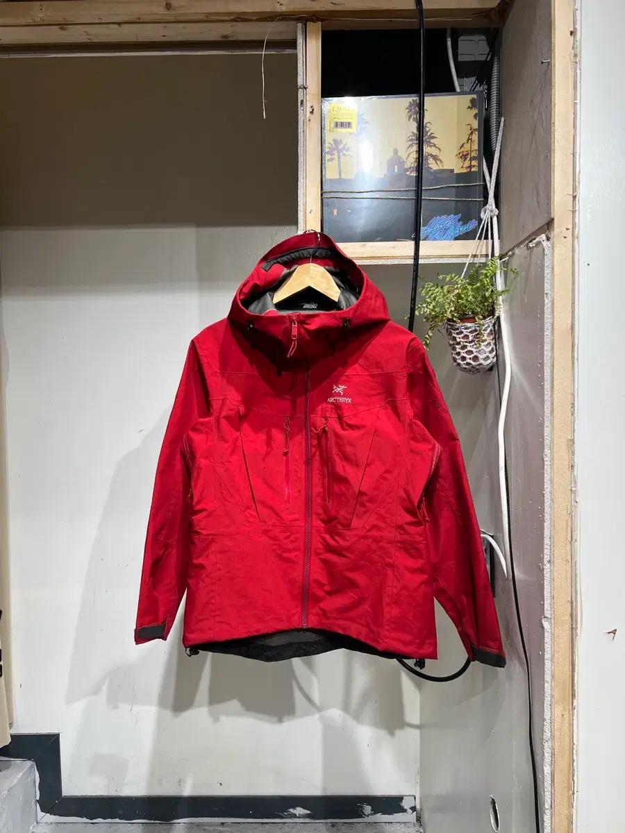 Arcteryx 아크테릭스 알파 sv 고어텍스 자켓