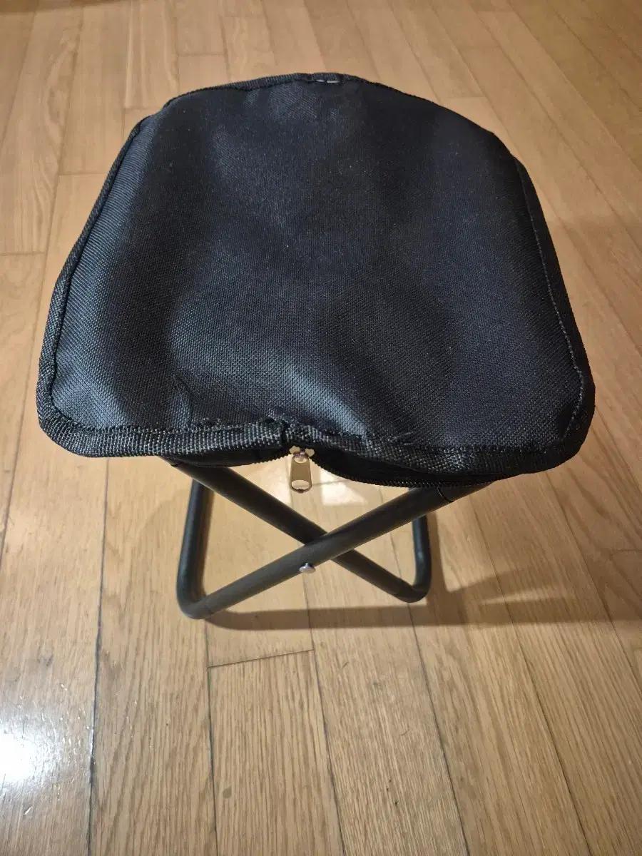 캠핑용 접이식 의자 2개
