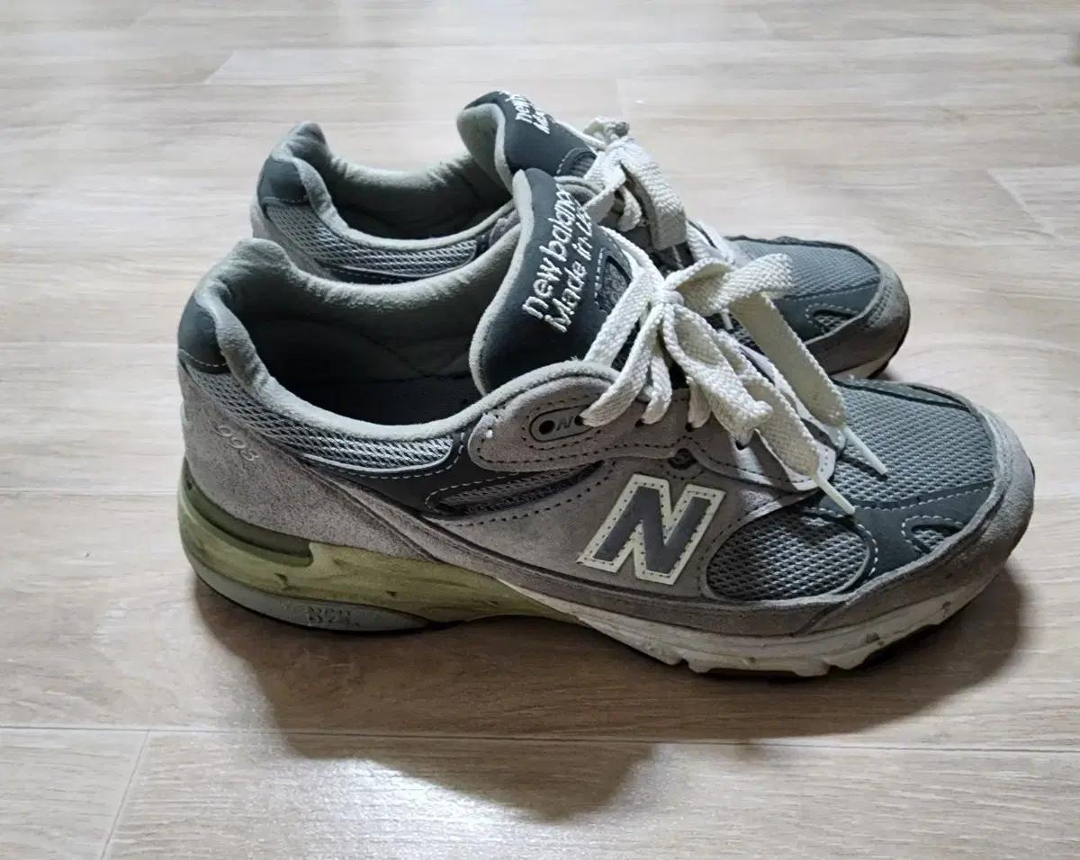뉴발란스 993