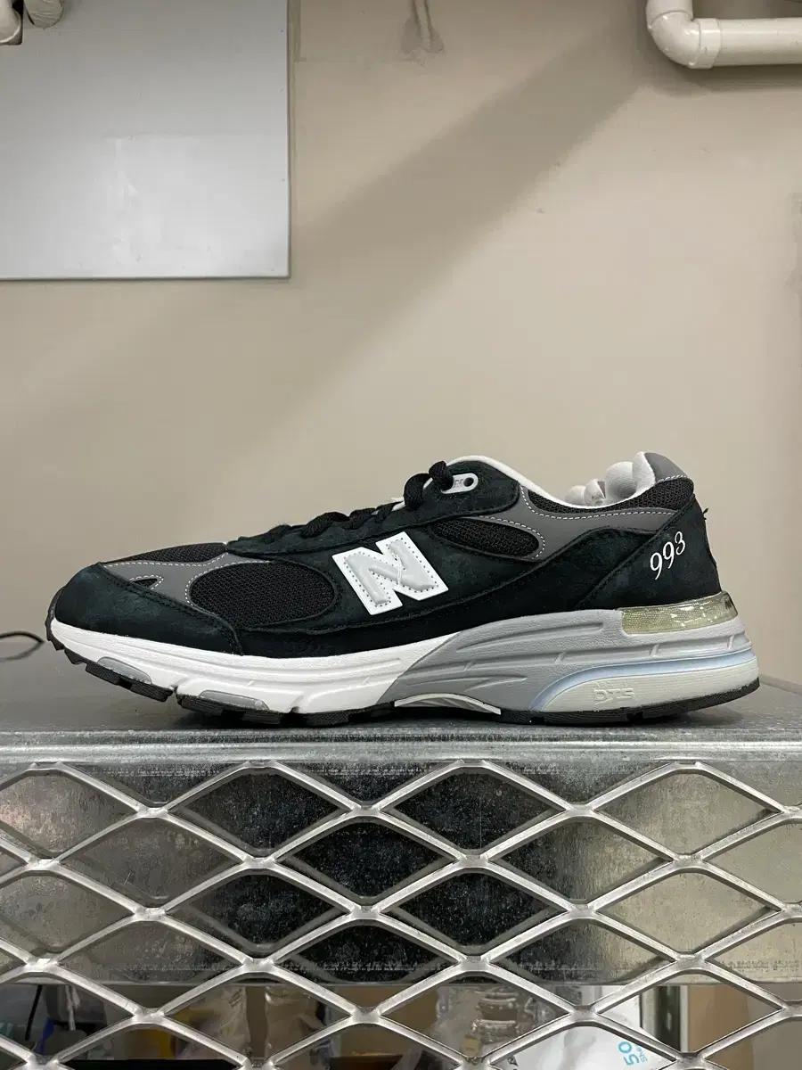 뉴발란스 993 메이드 인 USA 블랙 280 (gr-4773)