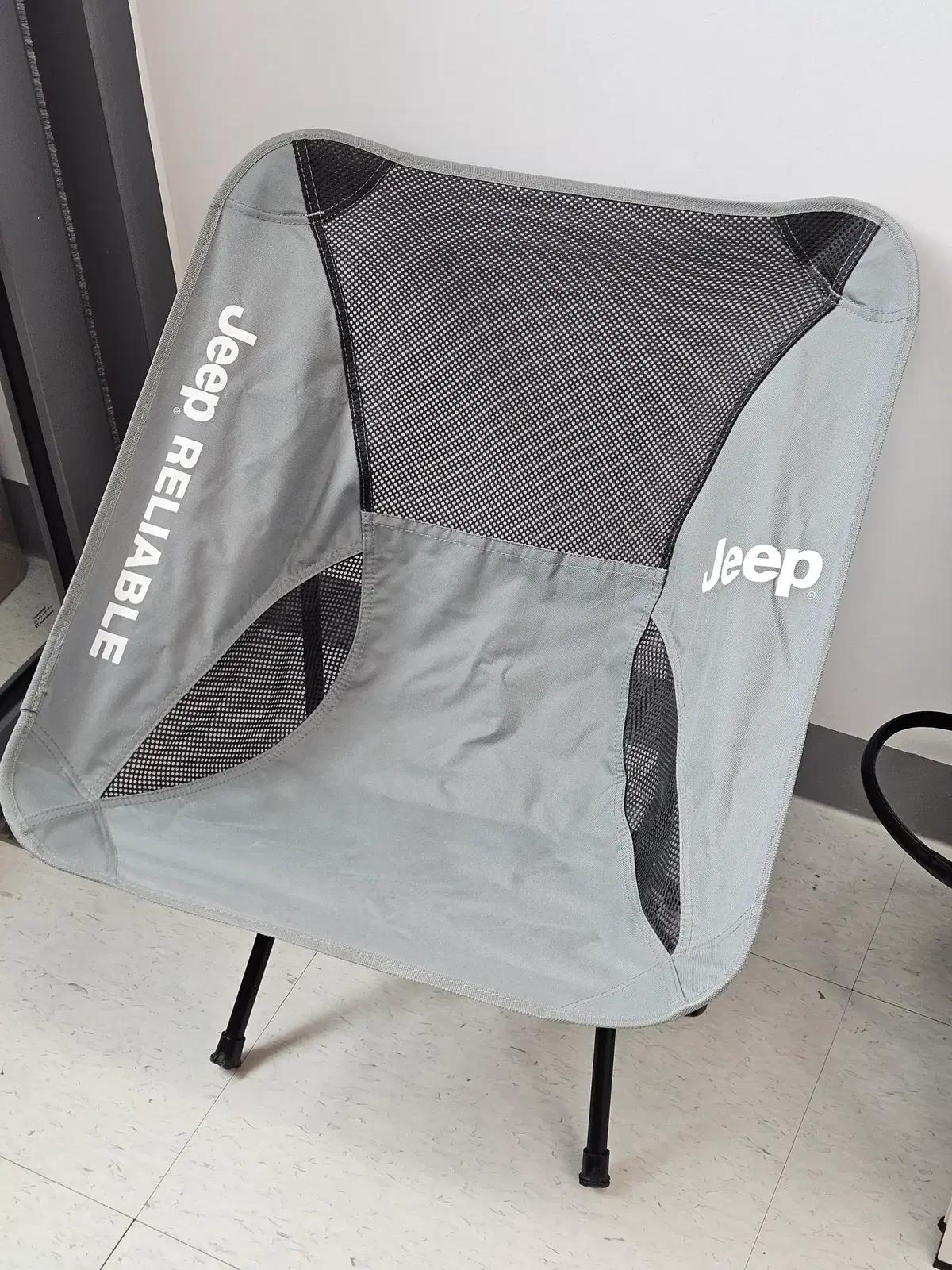 지프(Jeep) 릴라이어블 경량 캠핑 의자 판매합니다