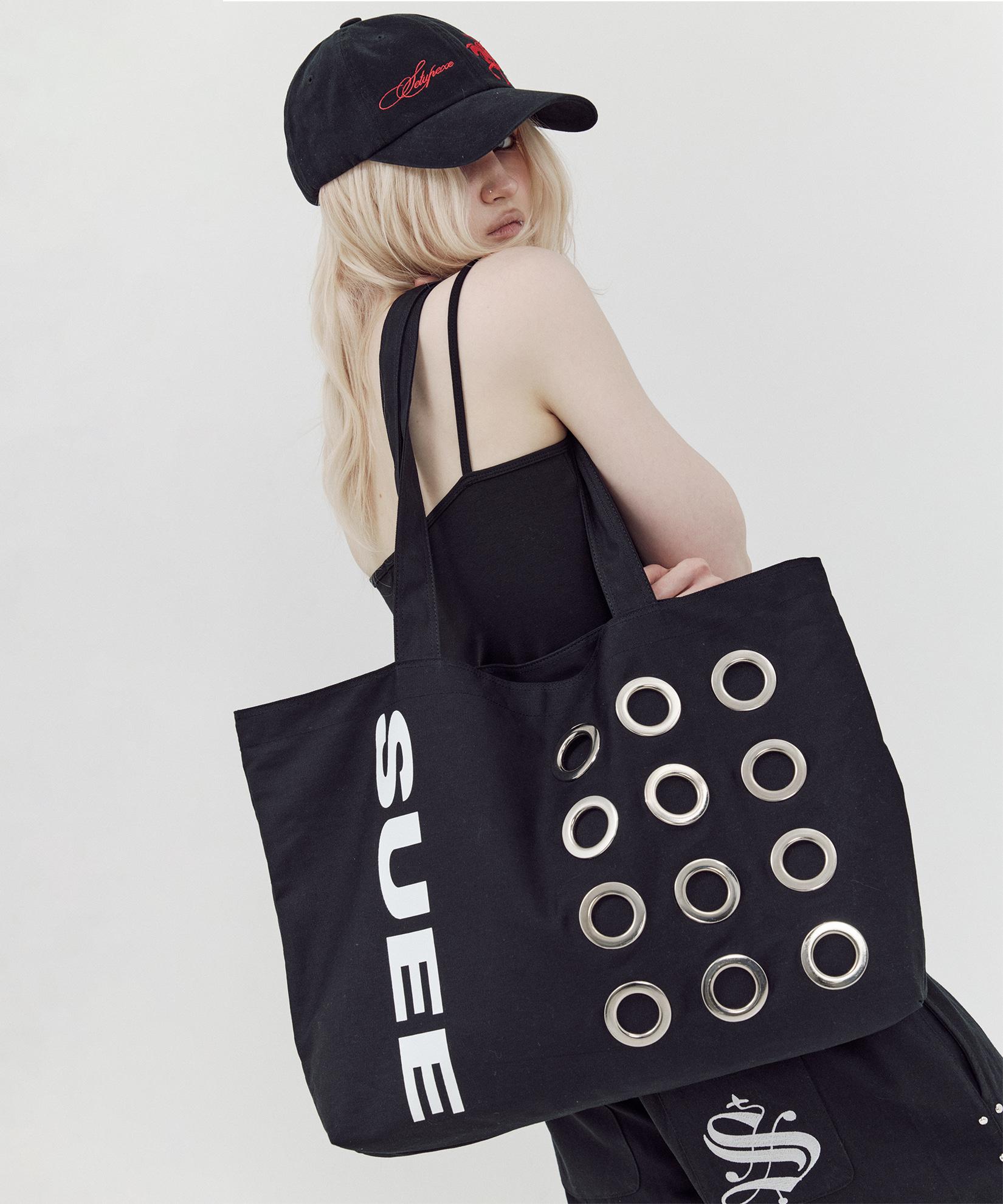 BULLET HOLE SHOPPER BAG / BLACK