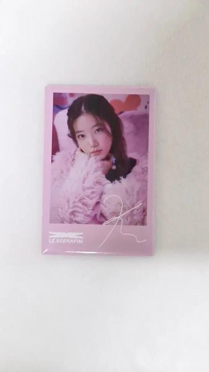 르세라핌 카즈하 일본 재팬 시부야 팝업 캔뱃지 판매